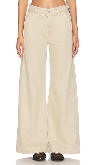 Beverly Trouser in Taos Sand | Revolve Clothing (Global)