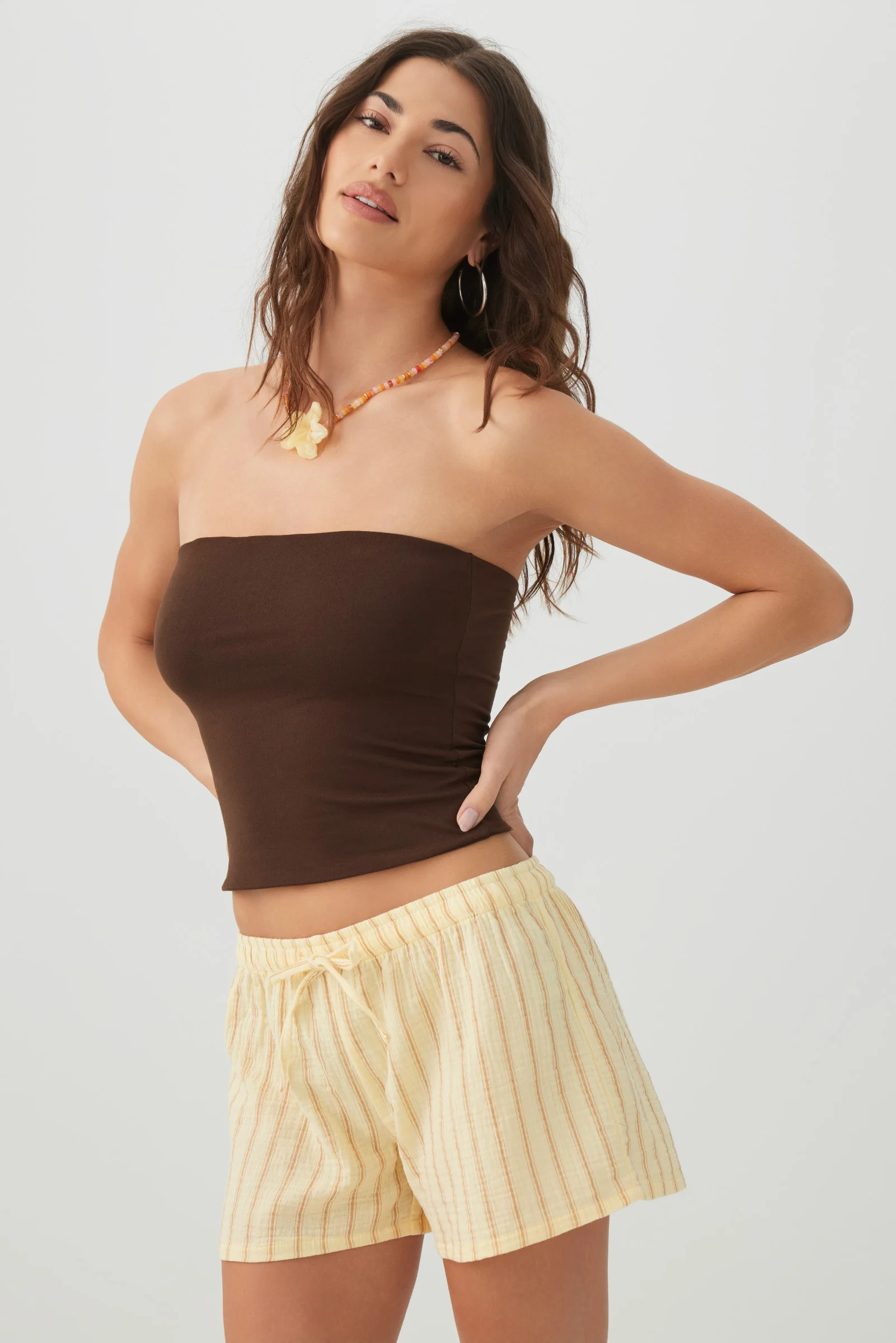 Woven Mid Rise Shorts | Ardene
