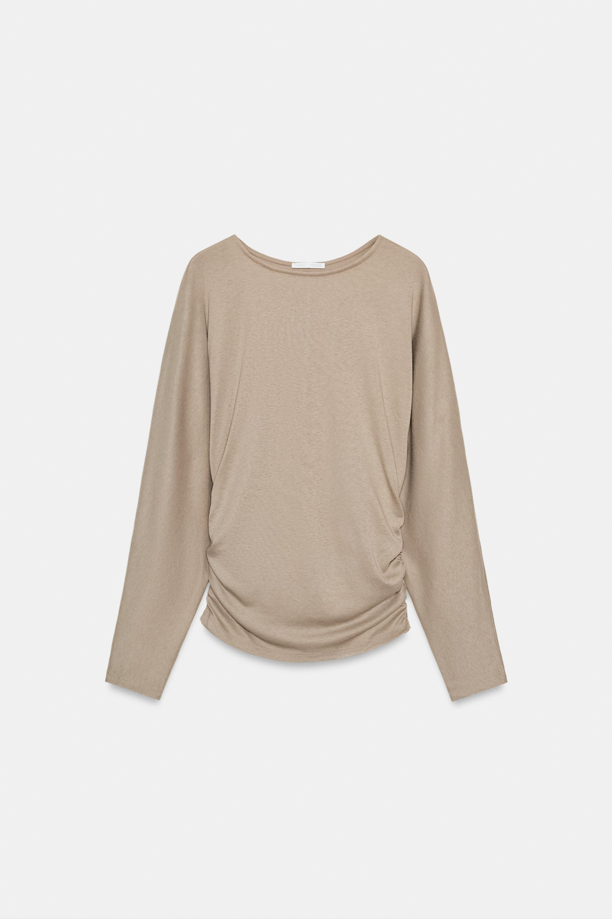 Model height: 180 cmSLIM FIT - ROUND NECK - REGULAR LENGTH - LONG SLEEVELong sleeve round neck T-... | Zara DE