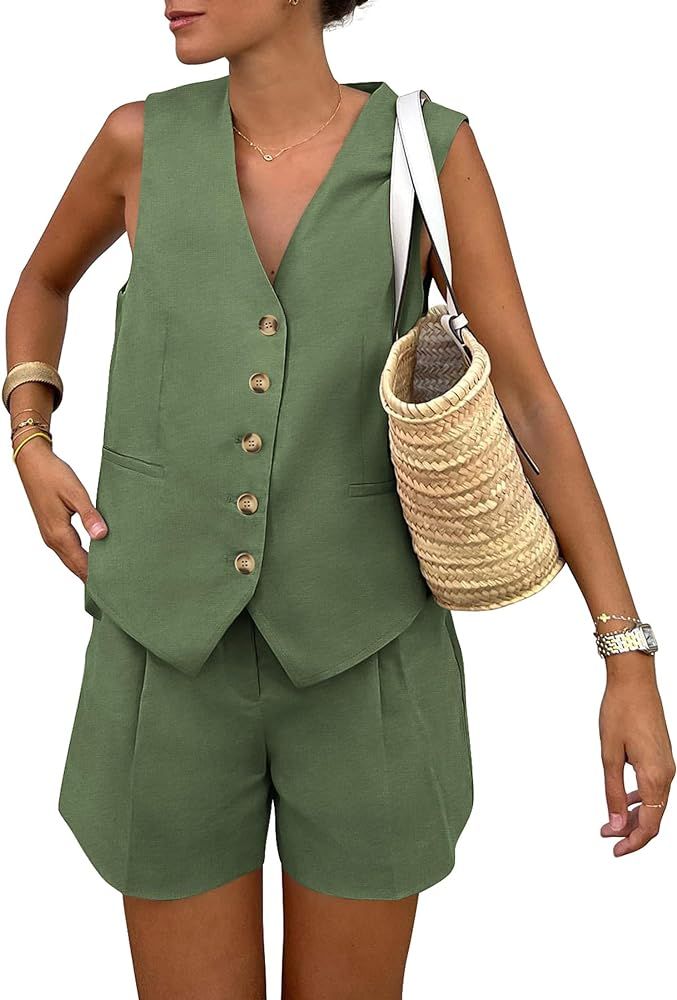 PRETTYGARDEN Womens 2 Piece Suits Set Button Down V Neck Vest Sleeveless Tops And Pockets Shorts ... | Amazon (US)