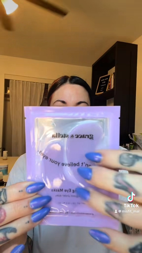 On days where I don’t feel like doing anything at all, but I still wanna look put together, I do some really good skincare, brows and lashes. Here are my favorite products.

#LTKFindsUnder50 #LTKVideo #LTKBeauty