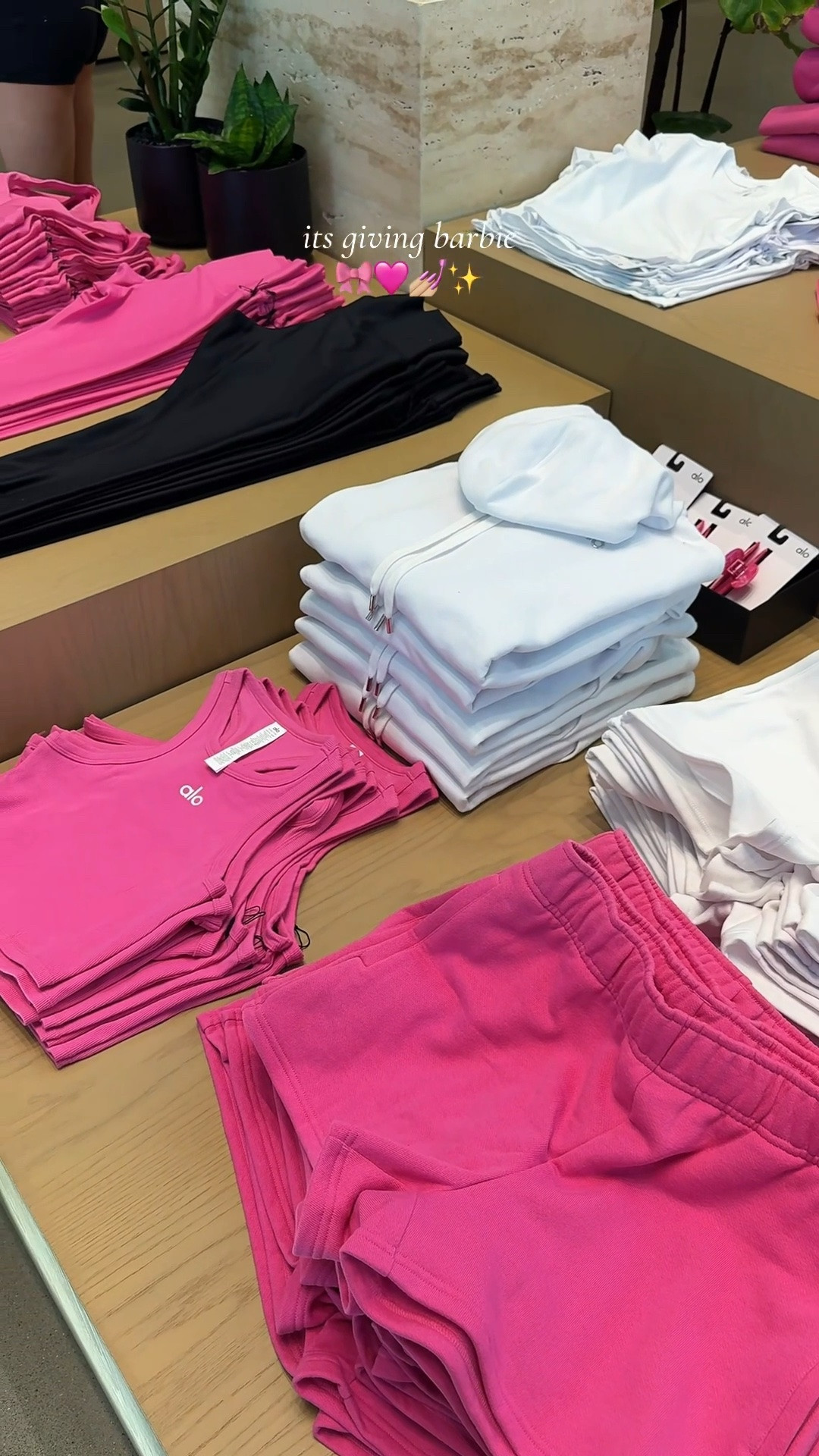hot girls wear pink 💕✨

#LTKWorkwear #LTKActive #LTKfitnessgoals