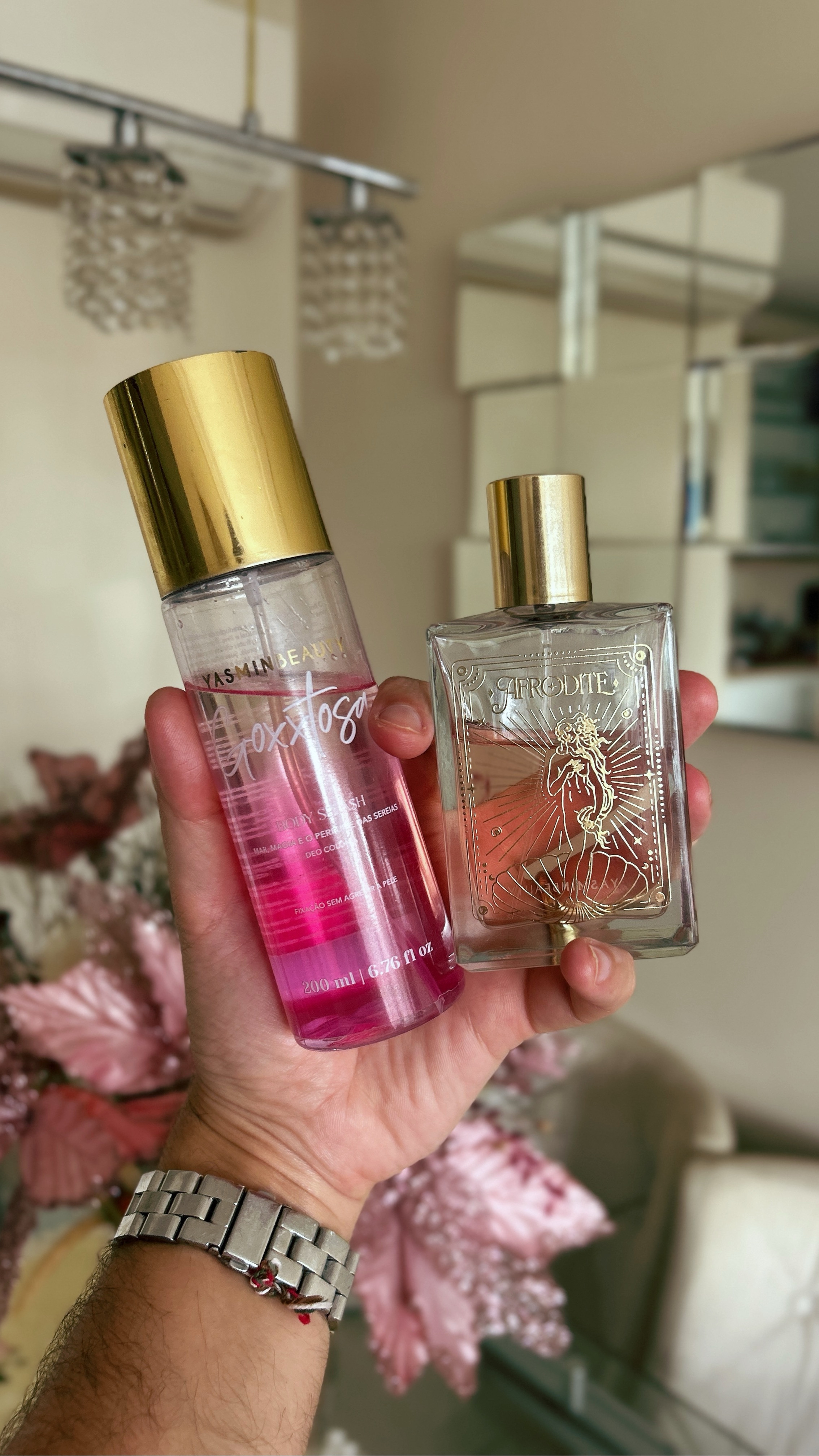 A mistura do perfume Afrodite da Yasmin Brunet com o body splash Goxxtosa é incrível, você precisa experimentar! 🩷 

#LTKguiadepresente #LTKbrasil #LTKbeleza