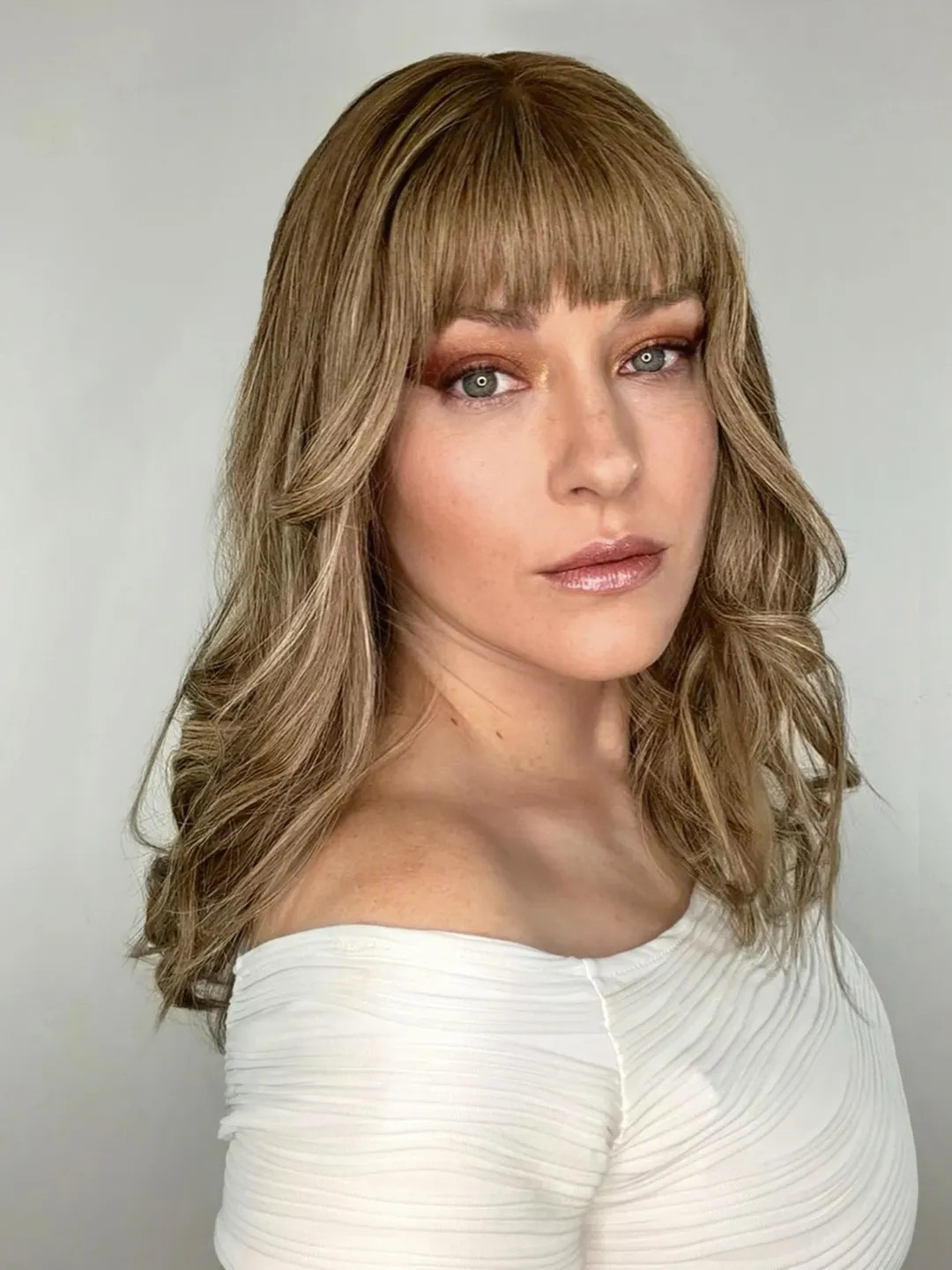 18" Ash Bronde Remy Human Hair Wig: Natural Wave, Bangs, Silk Base | Etsy (US)