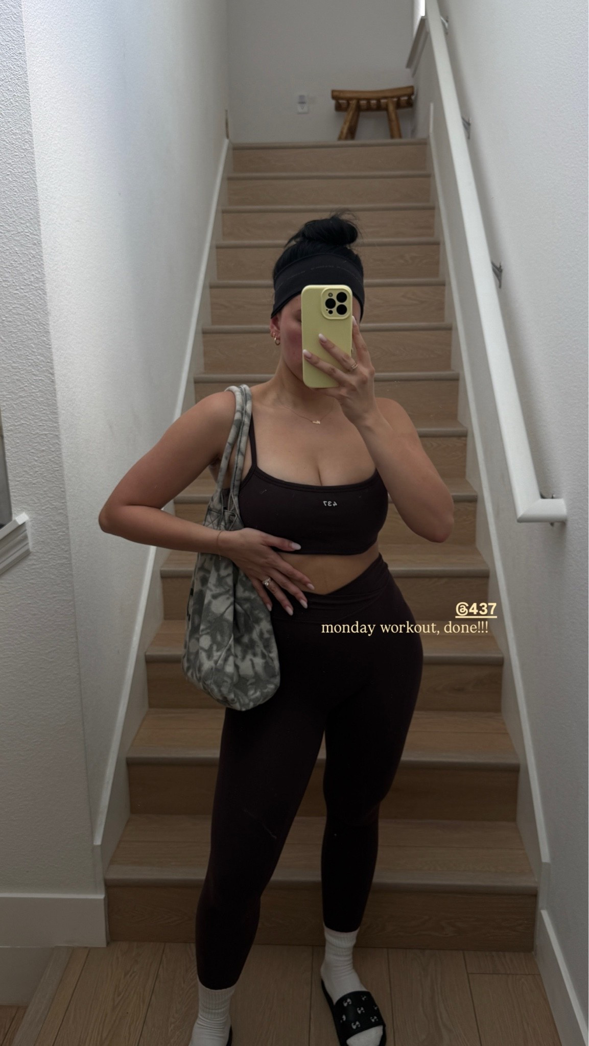 TOP : MEDIUM
BOTTOMS : SMALL

#LTKmomlife #LTKootd #LTKActive
