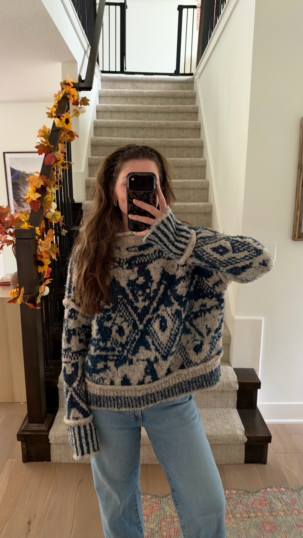 one of my favorite sweater I’ve had for a few years! Restocked in a few new colors! 

Fall outfit

#LTKootd #LTKSeasonal