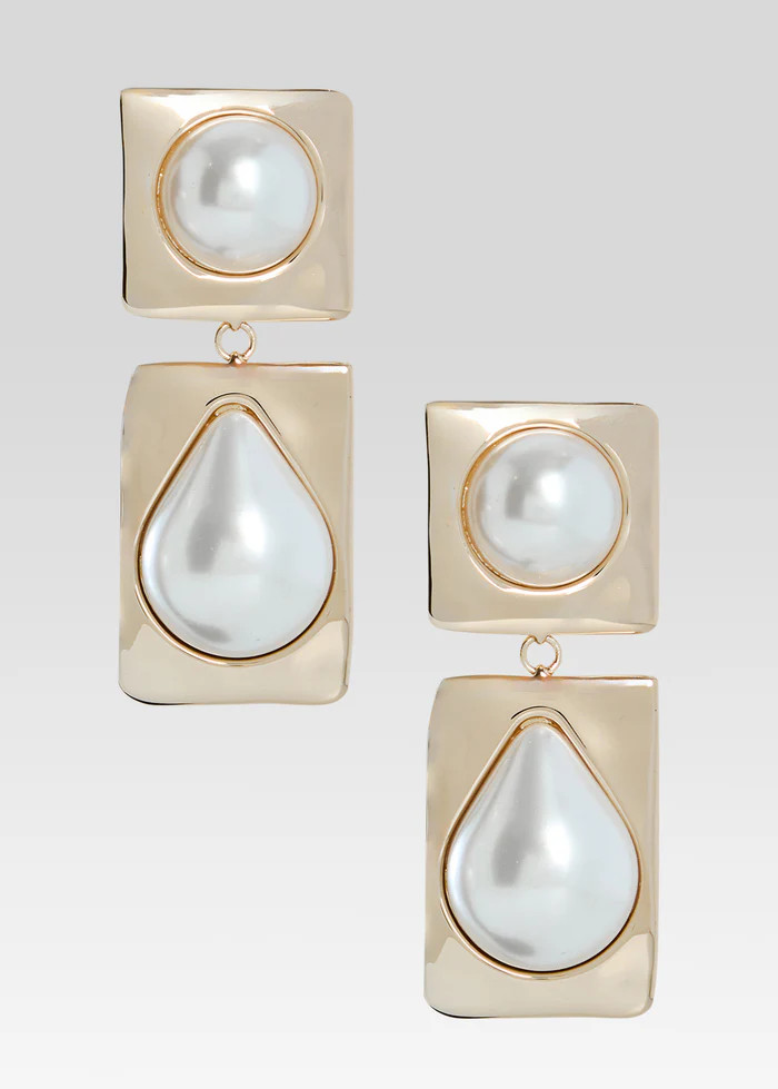 Savannah Pearl Drop Earrings | Retrofete