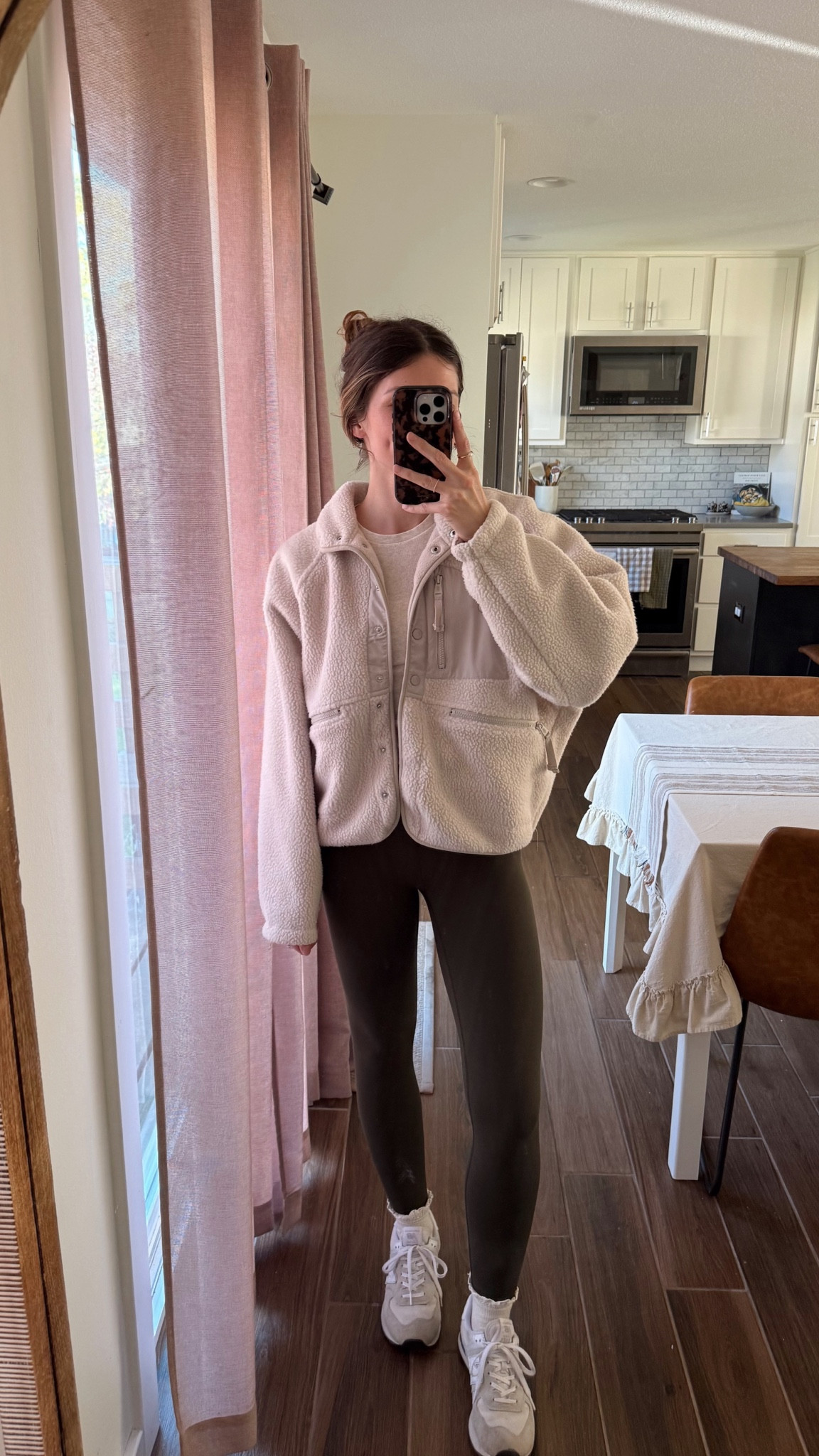 wearing a small in everything! 

Fall outfit, winter outfit, fleece jacket, mom outfit 

#LTKSeasonal