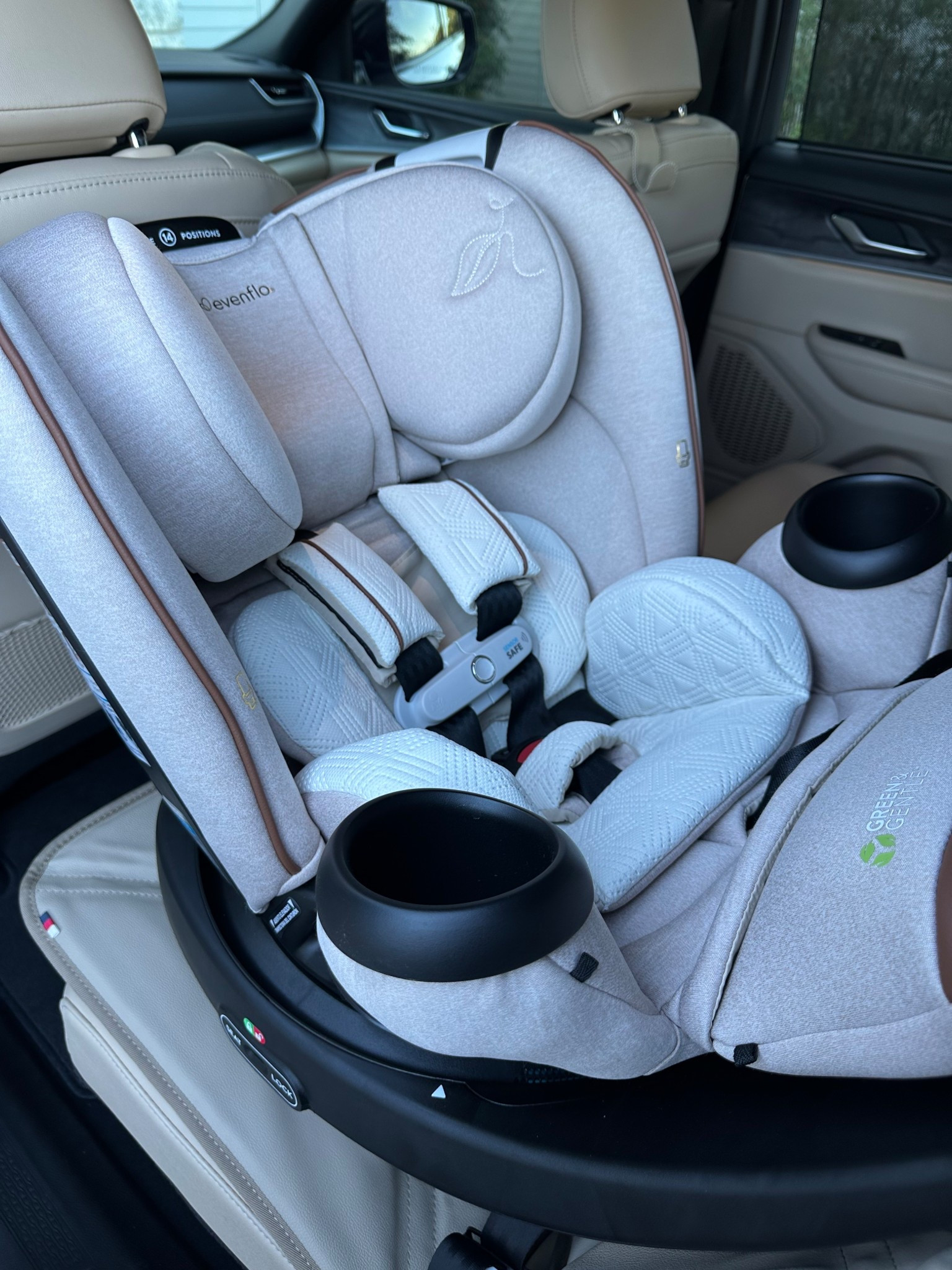 Limited Edition Evenflo Revolve360 on sale!! Big upgrade for our girl! 