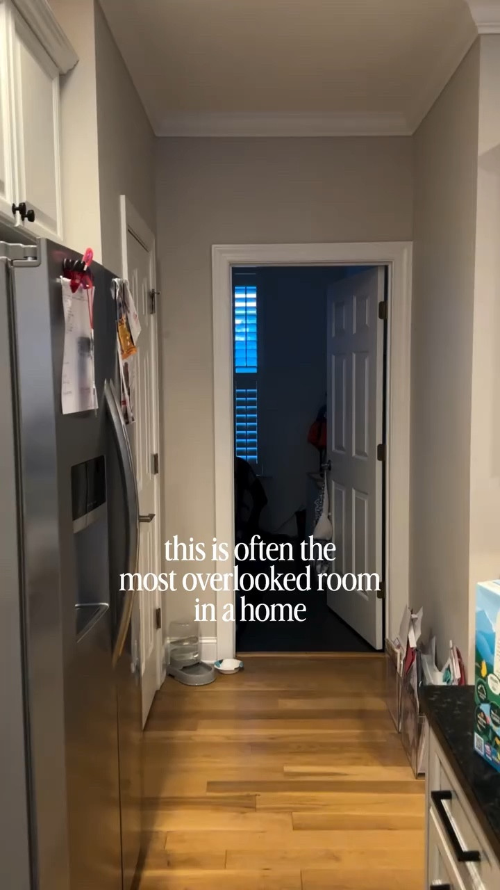 Isn’t it wild how the space where I do most of my work as a mom aka the laundry room became the space that I love the most in our home?

https://liketk.it/64obi