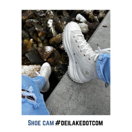 Shoe Cam 🔥 - Converse Run Star Hike Platform Sneakers 

9/10! 
Uniqueness ✔️
Comfort ✔️
Quality ✔️