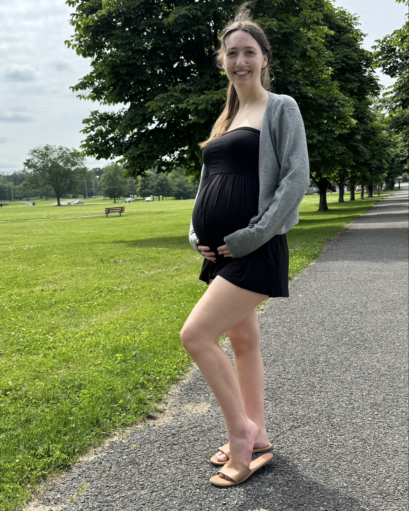 i absolutely love this adorable maternity romper. perfect for summer, and so easy to just top with a cardigan if it’s a little chilly out! 

#LTKBump #LTKFindsUnder50 #LTKSummerEdit