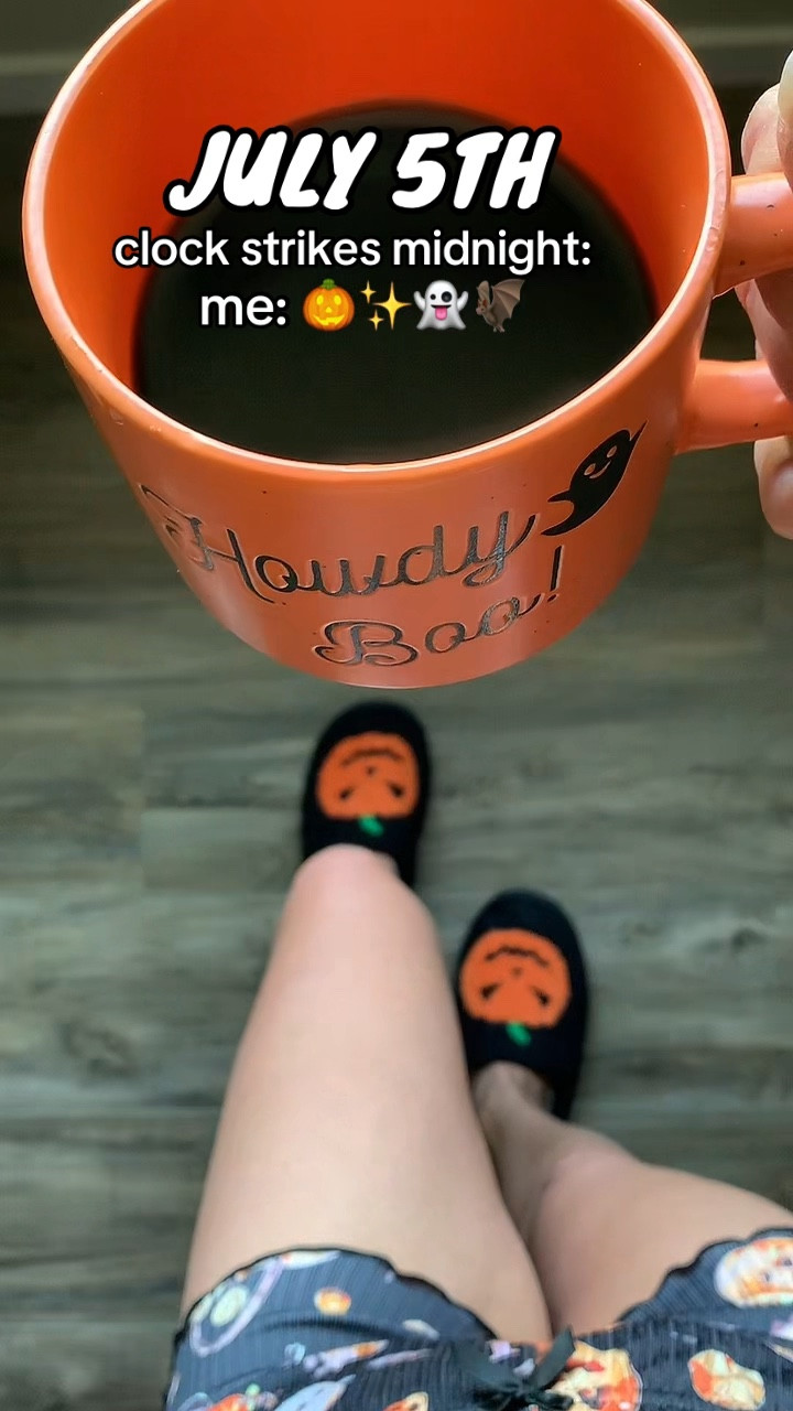 I can’t help myself 💀The cutest halloween slippers and pajamas!! 👻🎃 #halloweenslippers #halloween #slippers

#LTKSaleAlert #LTKSeasonal #LTKFindsUnder50