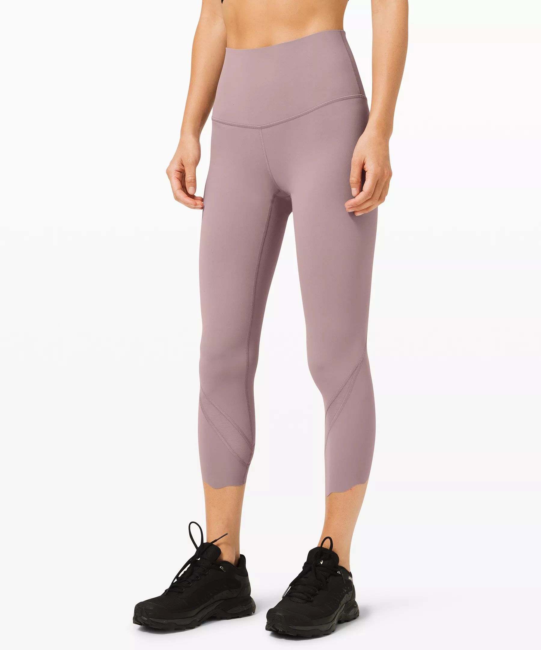 Wunder Under Crop High-Rise *Roll Down Scallop Full-On Luxtreme 23" | Women's Crops | lululemon | Lululemon (US)