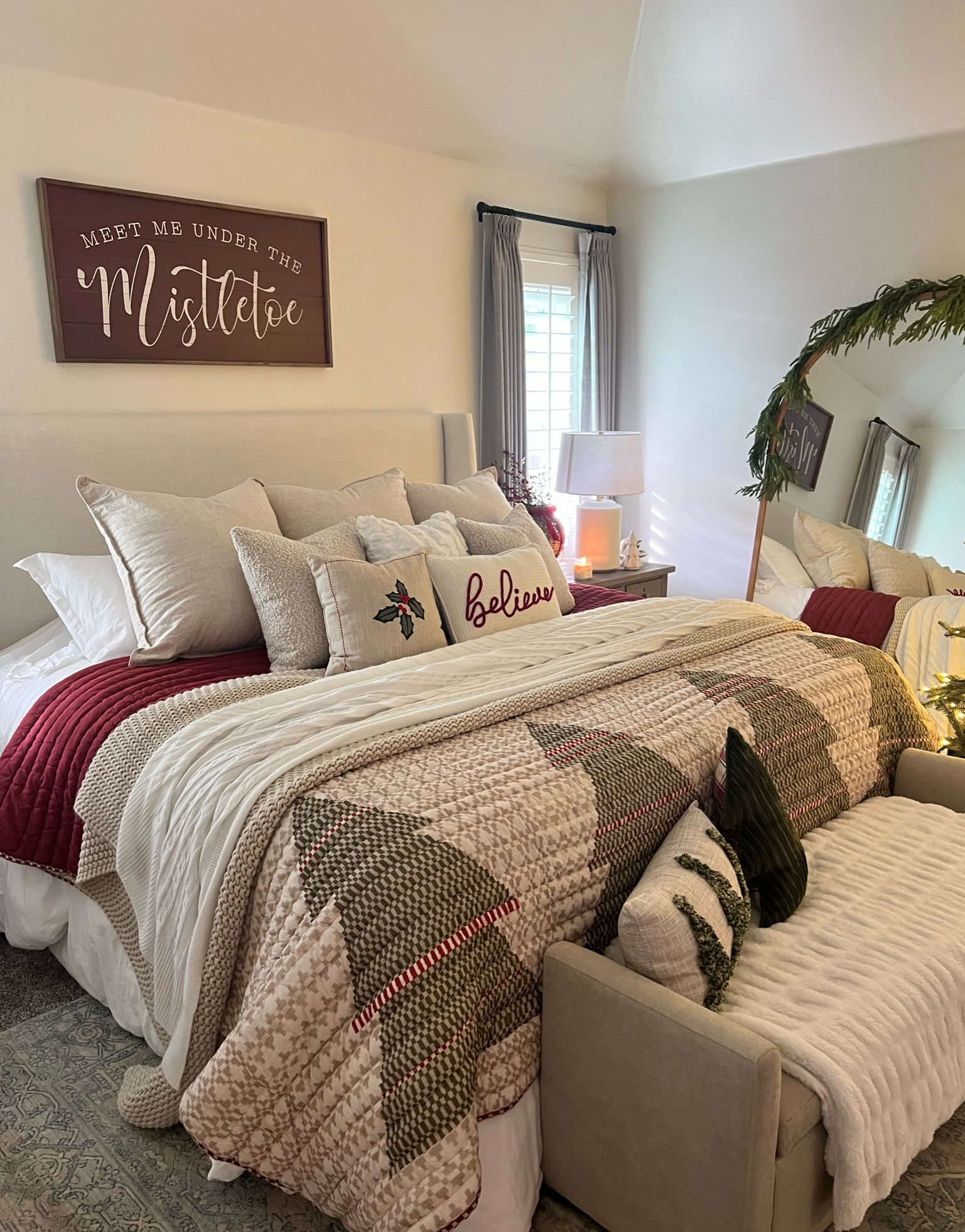 Christmas bedroom❤️

#LTKHome #LTKSeasonal #LTKHoliday