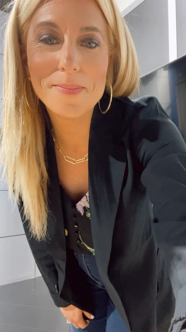 If you’re looking for workwear, this blazer is ideal ❤️ love how comfortable it is and the price point is perfect! 

#LTKworkwear #LTKunder50