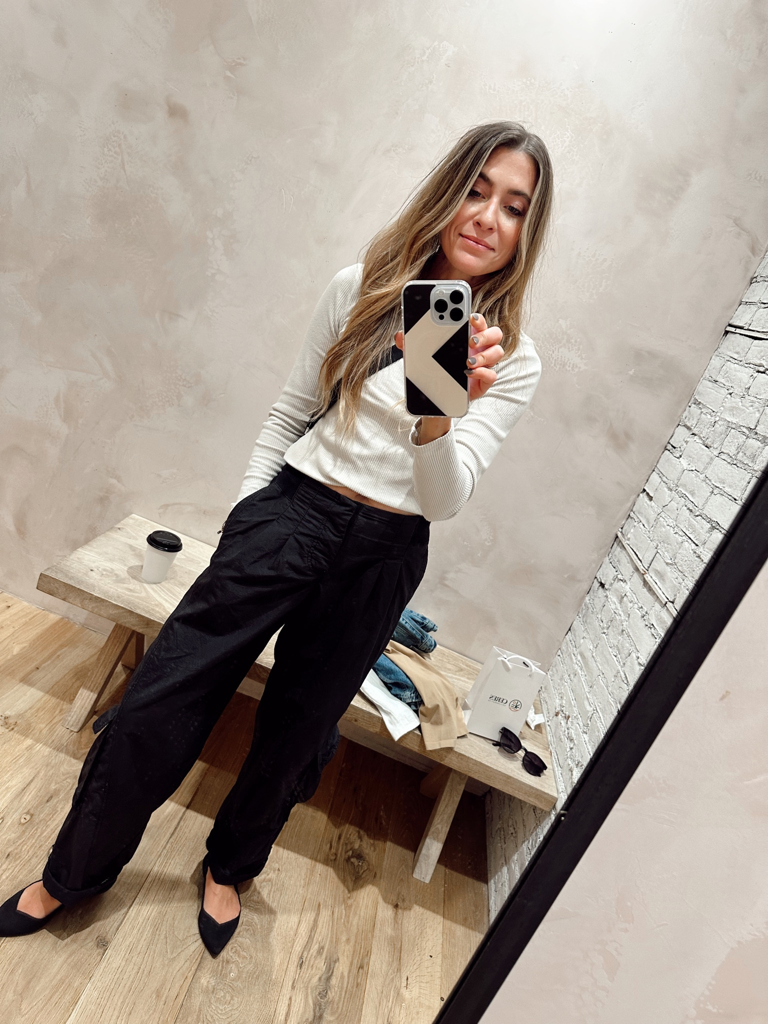 These pants are so good. They’re baggy athleisure with a cinched high waist and can be paired with Nikes, flats or heels. Dress up or down. Love them🖤

#LTKstyletip #LTKover40 #LTKfitness