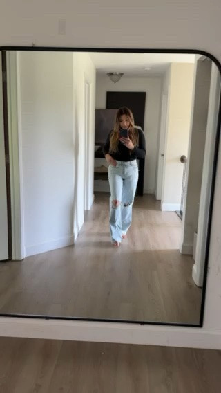 Love these jeans super comfy true to size wearing a size 6 in xtra tall im 5'6

#LTKdayinmylife #LTKselfcare #LTKmomlife