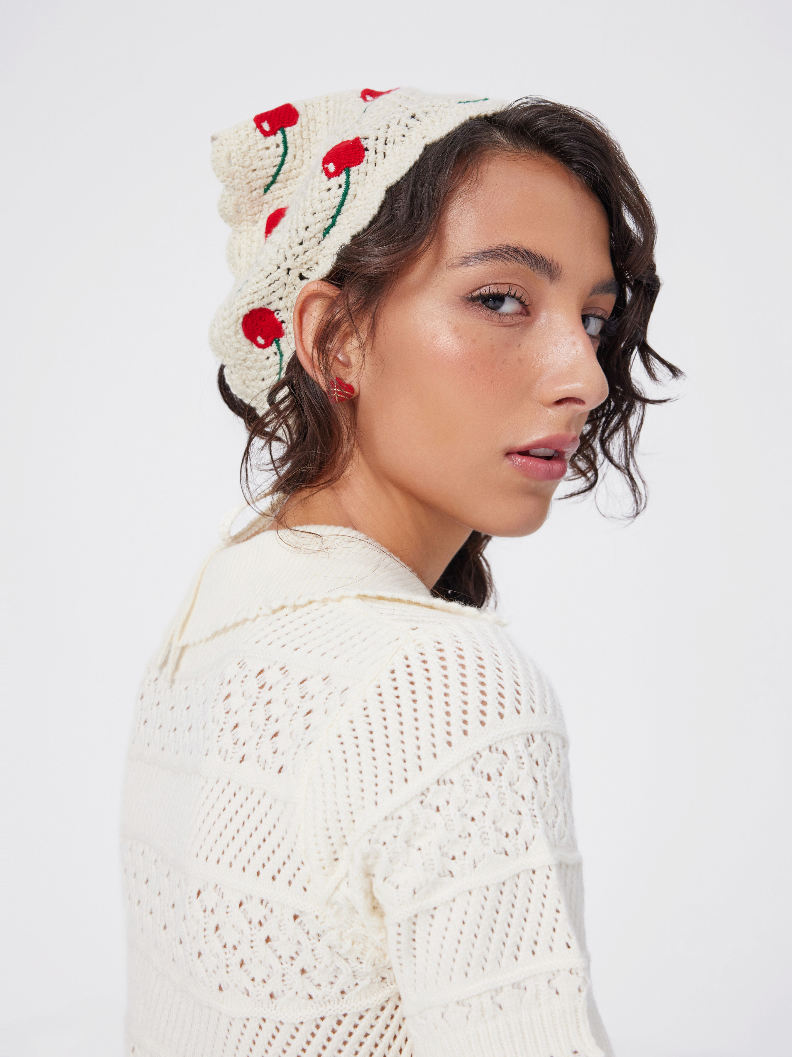 Polyester CHERRY EMBROIDERED CROCHET HEADSCARF For Pique-nique | Cider