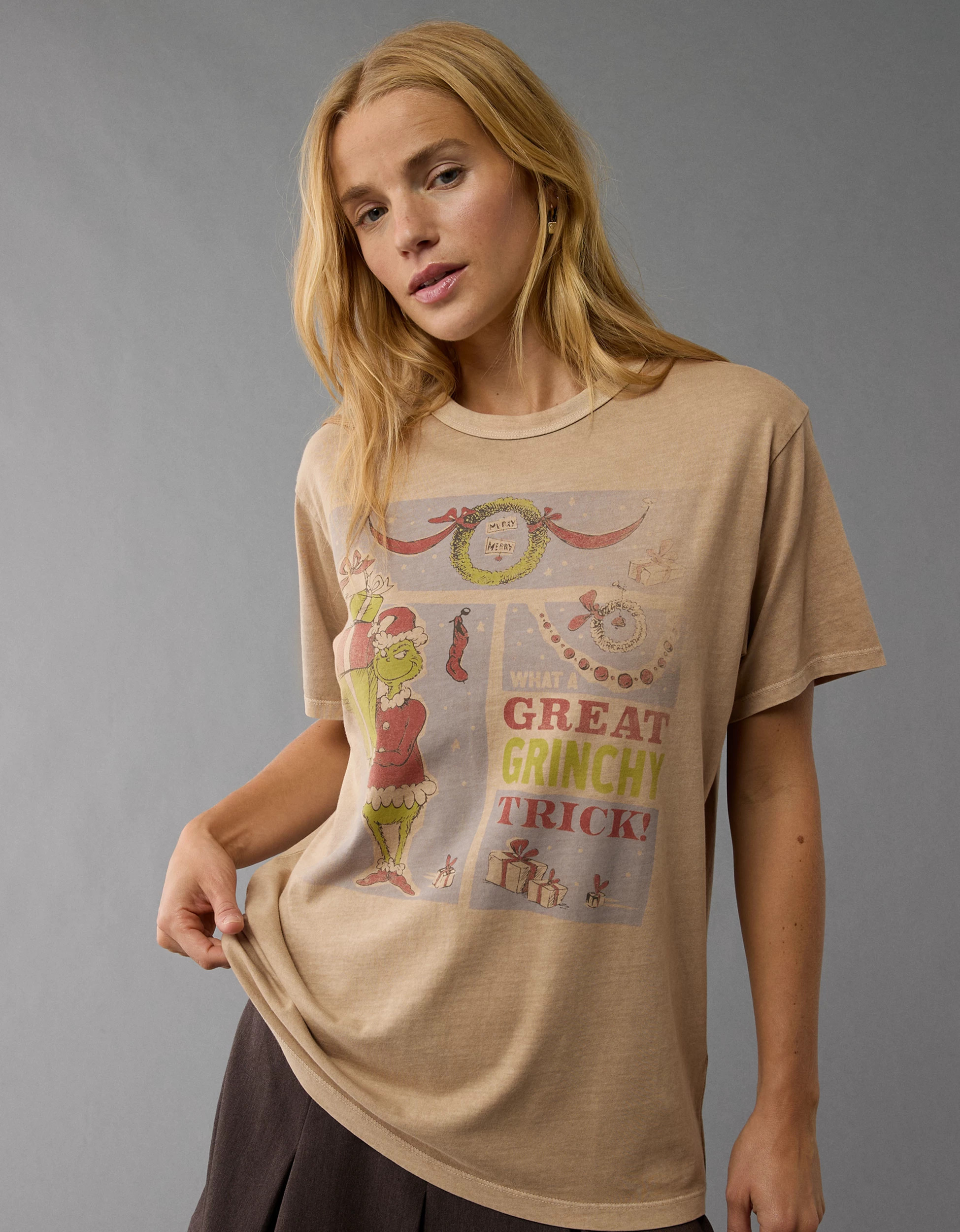 AE Holiday Grinch Graphic T-Shirt | American Eagle Outfitters (US & CA)
