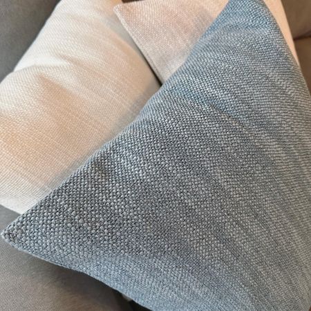 DESIGNER DUPE
POTTERY BARN DUPES
PILLOW COVERS
PILLOW INSERTS

18 x 18 covers with a 20 x 20 insert!
I love using H&M home pillow inserts!

#LTKhome #LTKsalealert #LTKfindsunder50