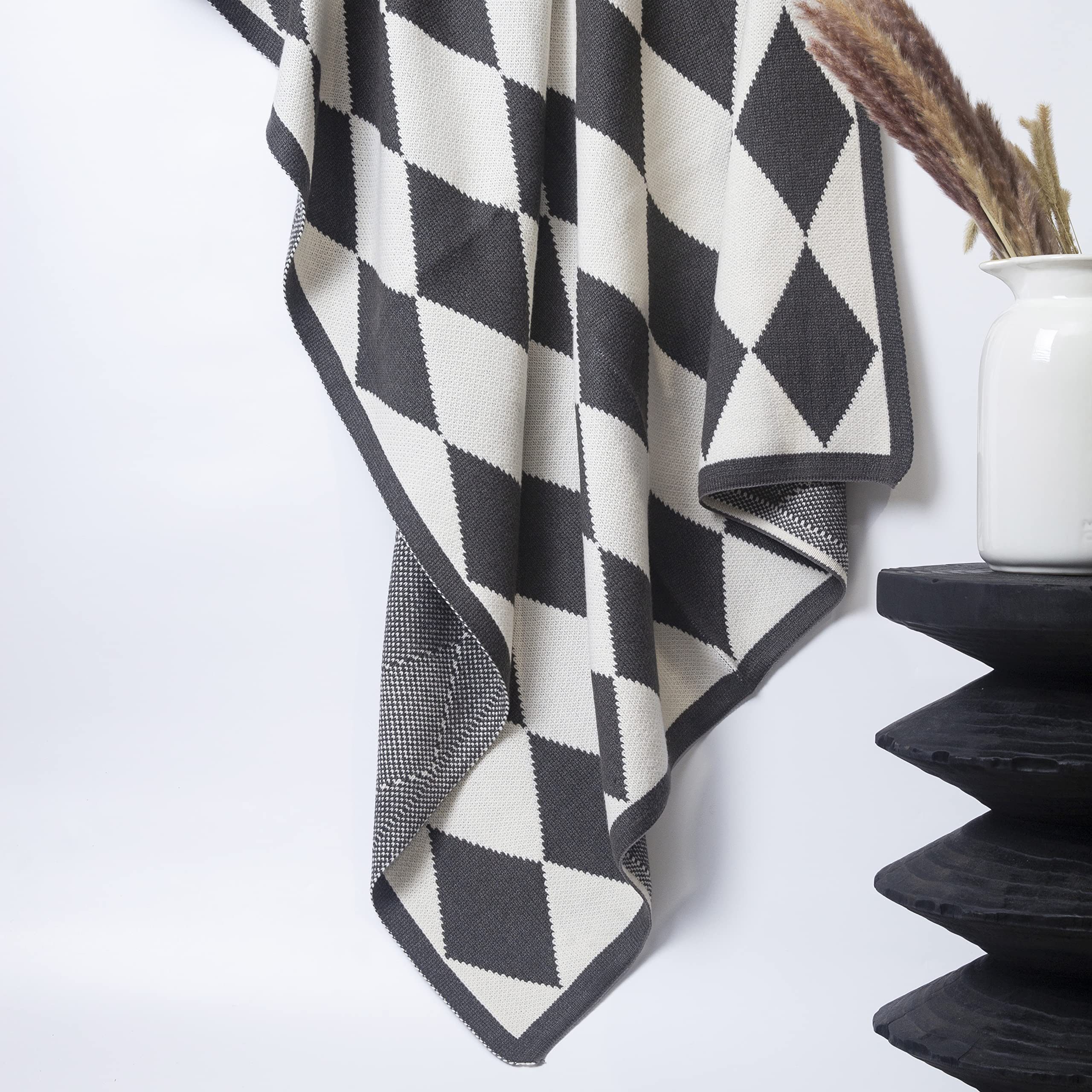 BlossoME Grey & White Knit Blanket Throws 50”*66” / Geometric Pattern Thermal Knit Throws for All-Se | Amazon (US)