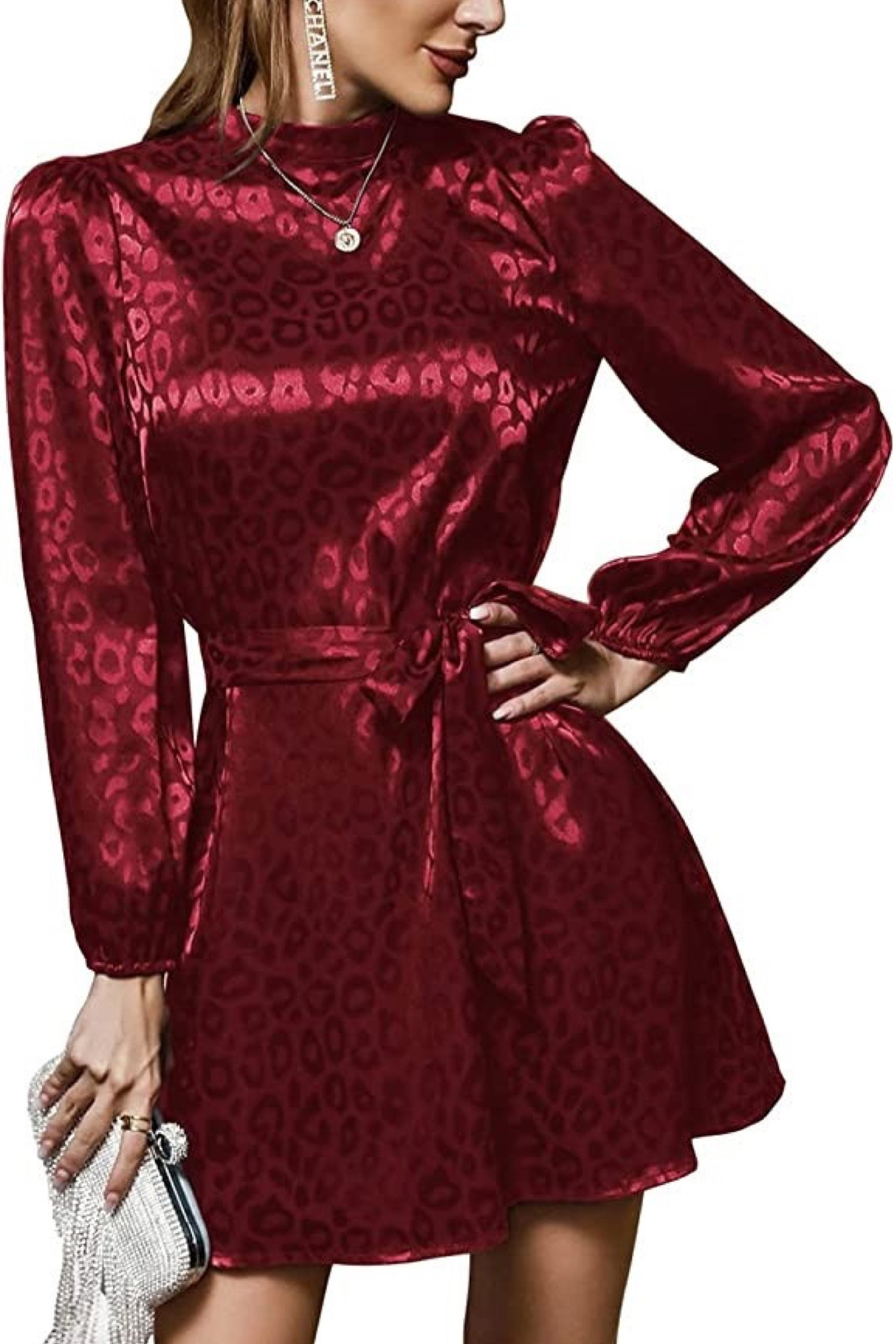 Cocktail dress, dinner date dress,
Valentine’s Day dress,
Satin dress.

#LTKunder100 #LTKstyletip #LTKfit