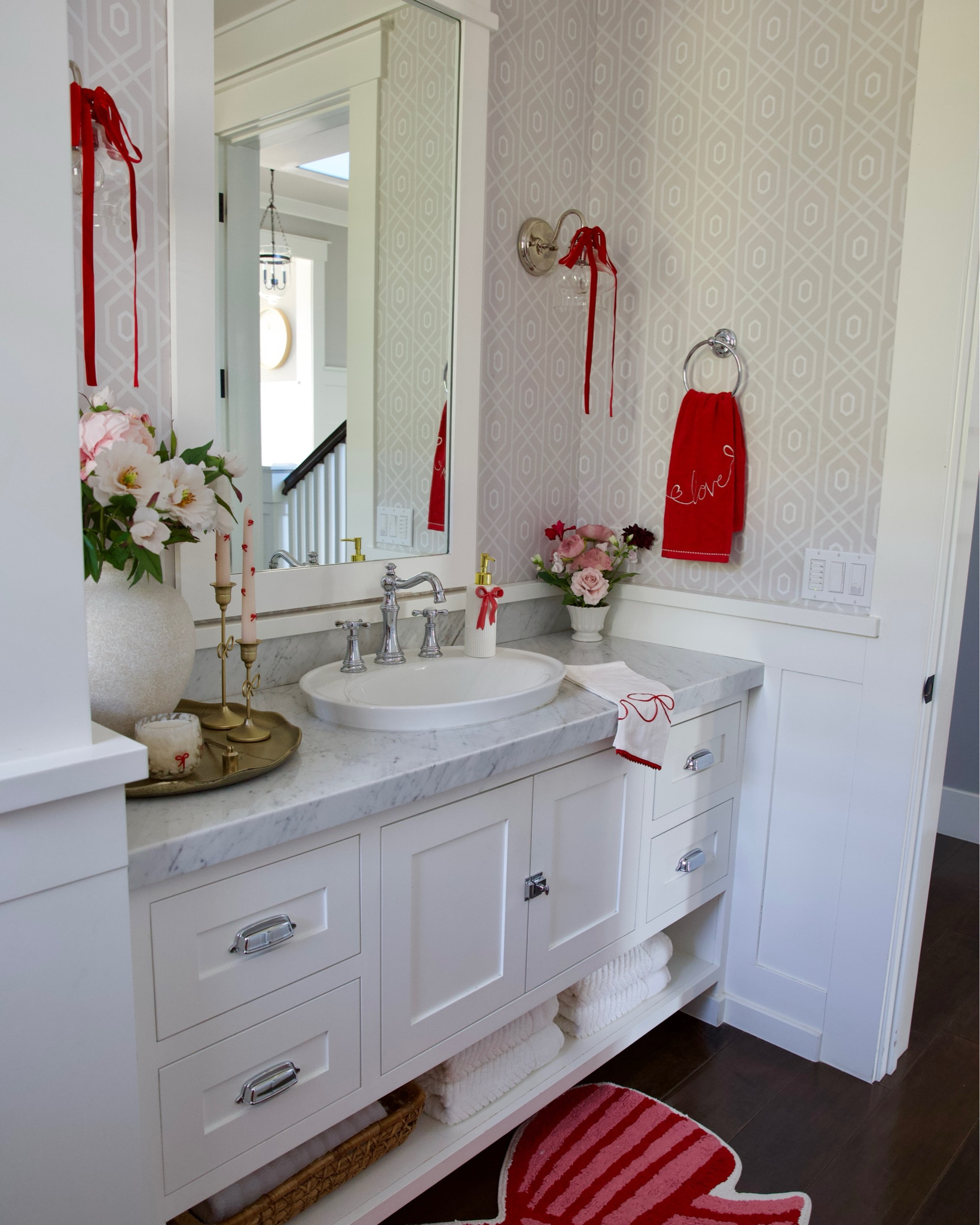 Valentine’s Day bathroom tour ❤️🩷

#LTKValentine #LTKHome