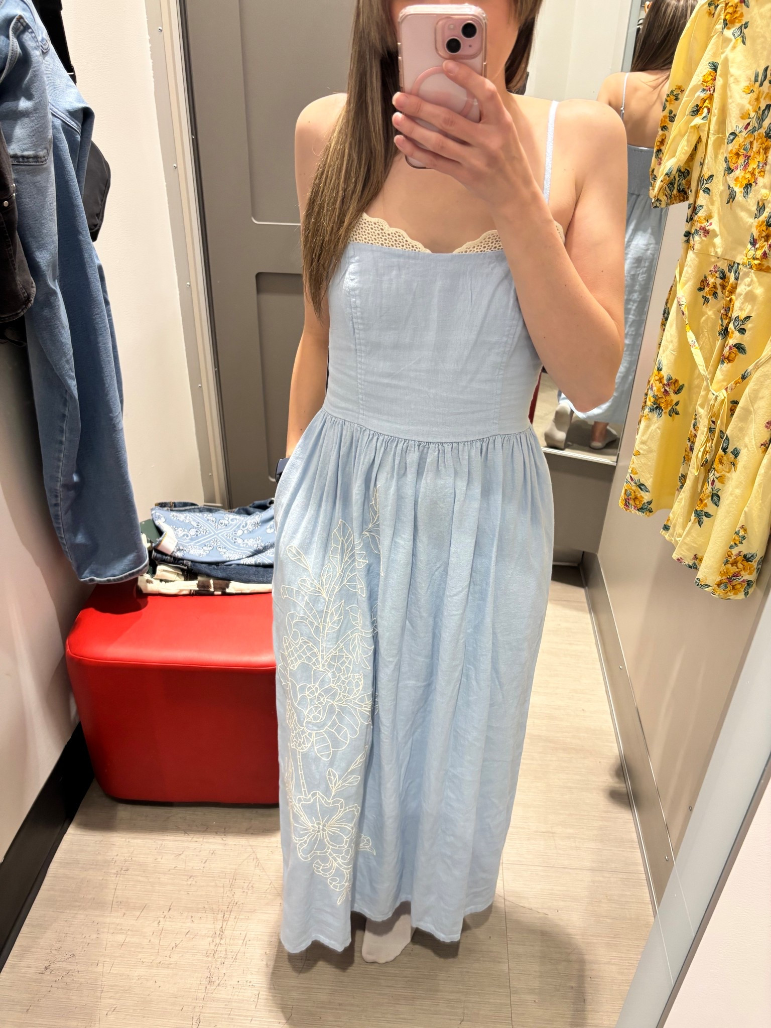 I love a dress with pockets!
I’m in a size XS