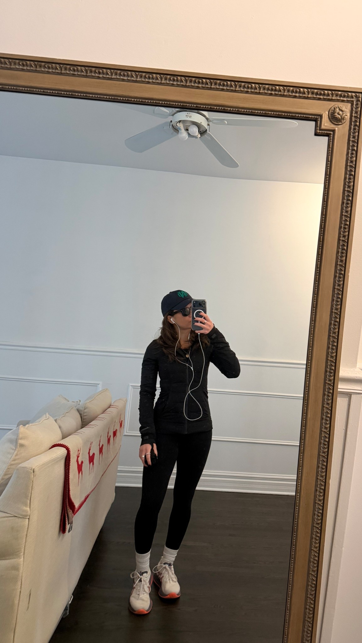 out for a walk!! 

@lululemon 

#LTKdayinmylife #LTKActive