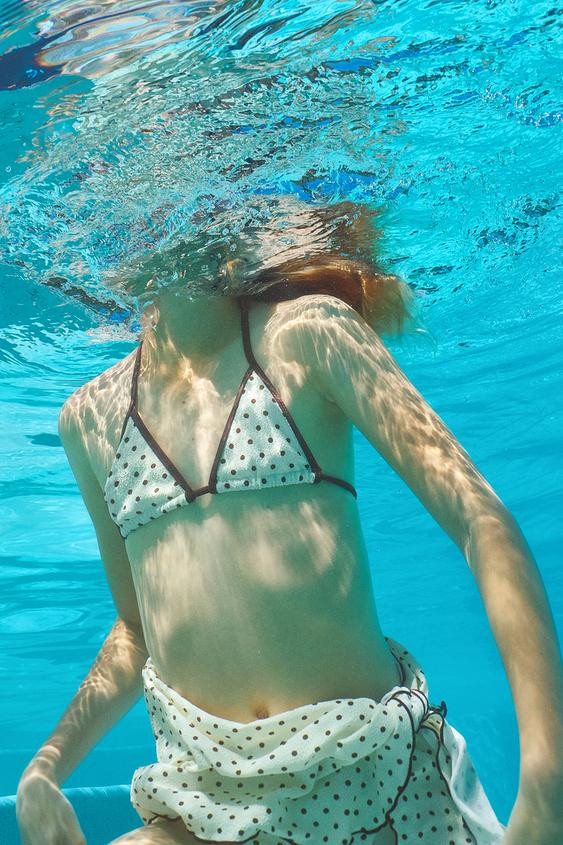 6-14 YEARS/ TRIANGLE POLKA DOT TEXTURED BIKINI | Zara US