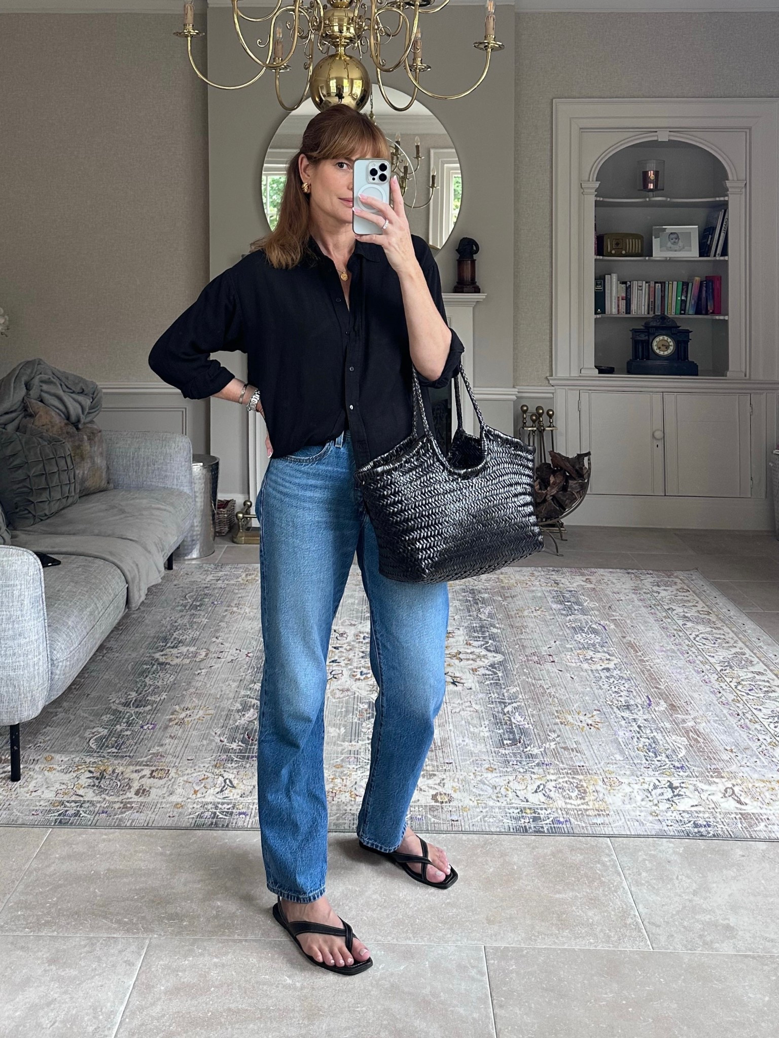 Black linen look shirt size M
Levi’s 90’s 501’s size 28/32


#LTKsummer #LTKstyletip #LTKuk