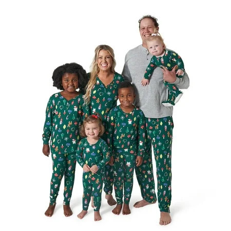 Gerber Christmas Matching Family Pajamas Sets, for Adults, Kids, Toddlers, Baby and Pets | Walmart (US)