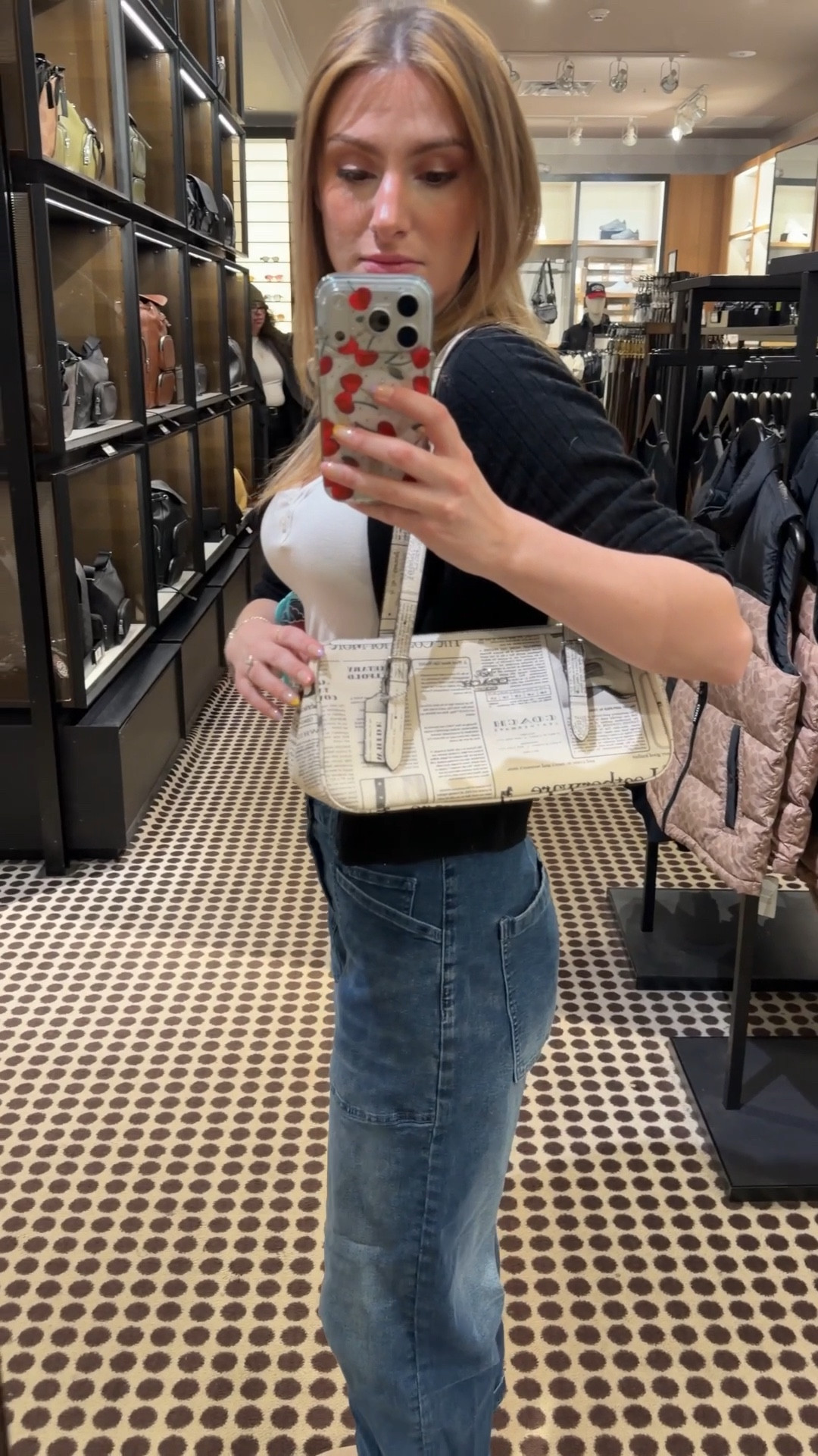 I never do this, but I had to run back to the Coach outlet to pick up one of the newspaper print bags after learning they are real news stories and advertisements form coaches history 😍 such a cool piece to have in your Coach collection if you are a fan!
