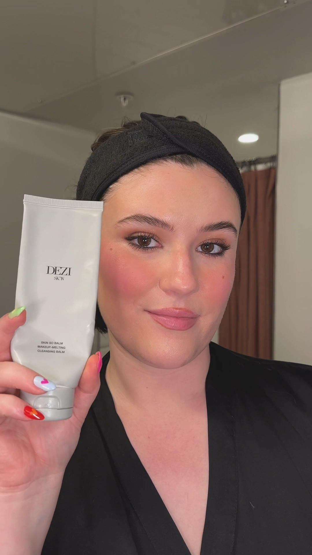 Double cleansing is so important — this is my favorite makeup melting balm lately

#LTKMostLoved #LTKbeauty #LTKSeasonal