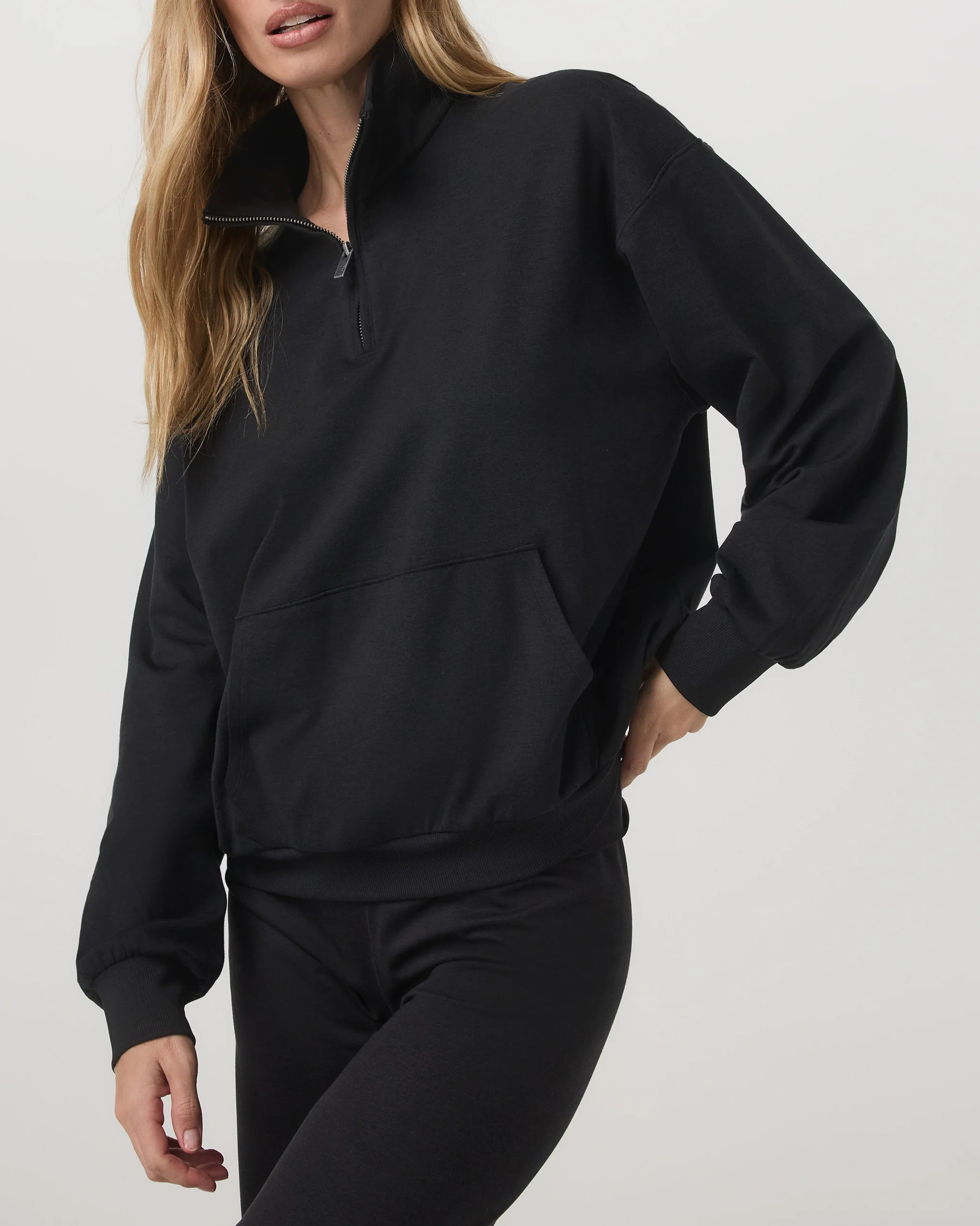 Granite Half Zip | Black Heather Pullover Sweatshirt | Vuori | Vuori Clothing (US & Canada)