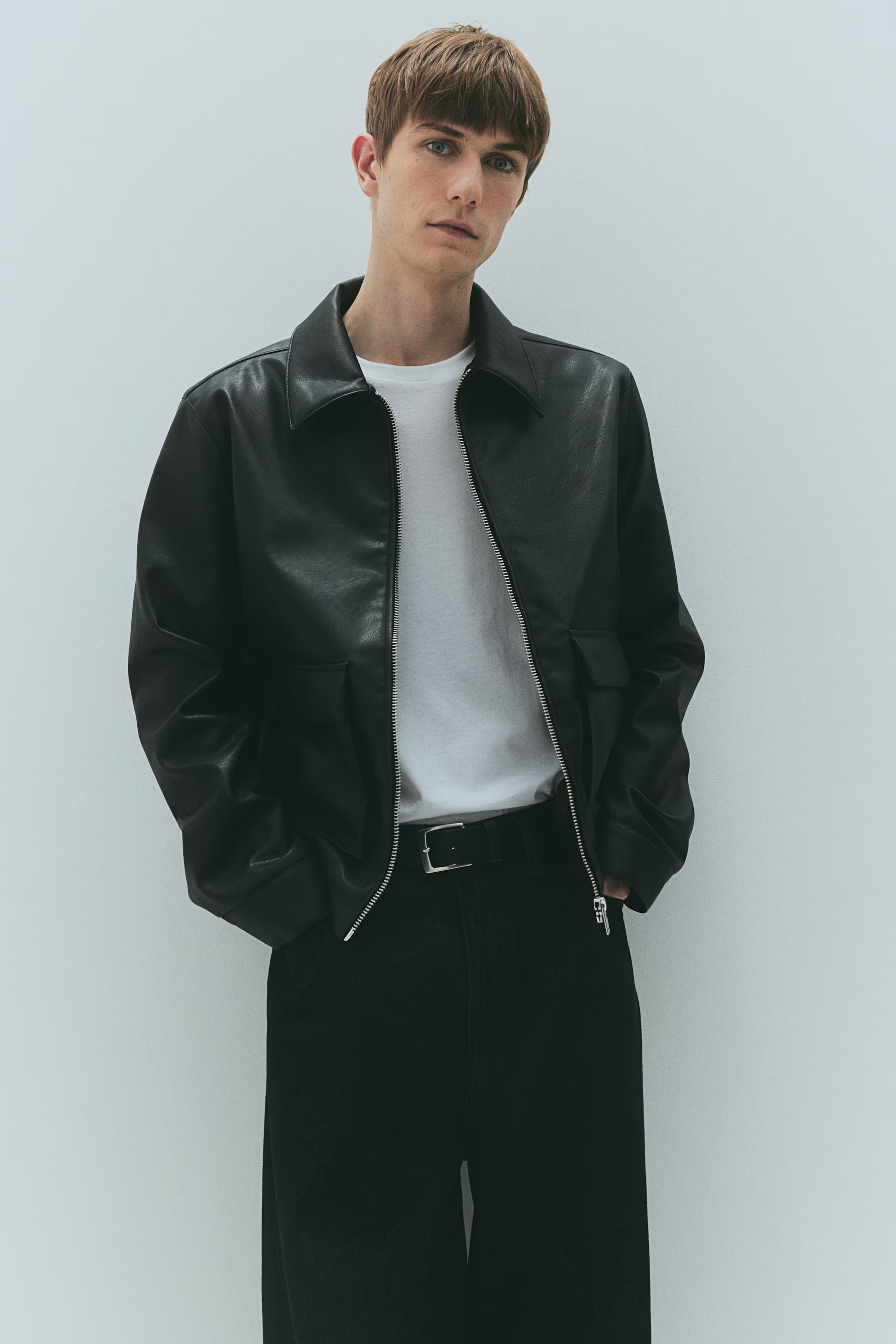 Regular Fit Coated jacket - Black - Men | H&M GB | H&M (UK, MY, IN, SG, PH, TW, HK)