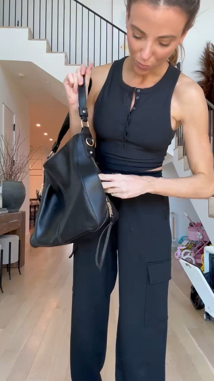 @walmart #walmartpartner 🤎 black handbag

#LTKfindsunder100 #LTKitbag #LTKfindsunder50