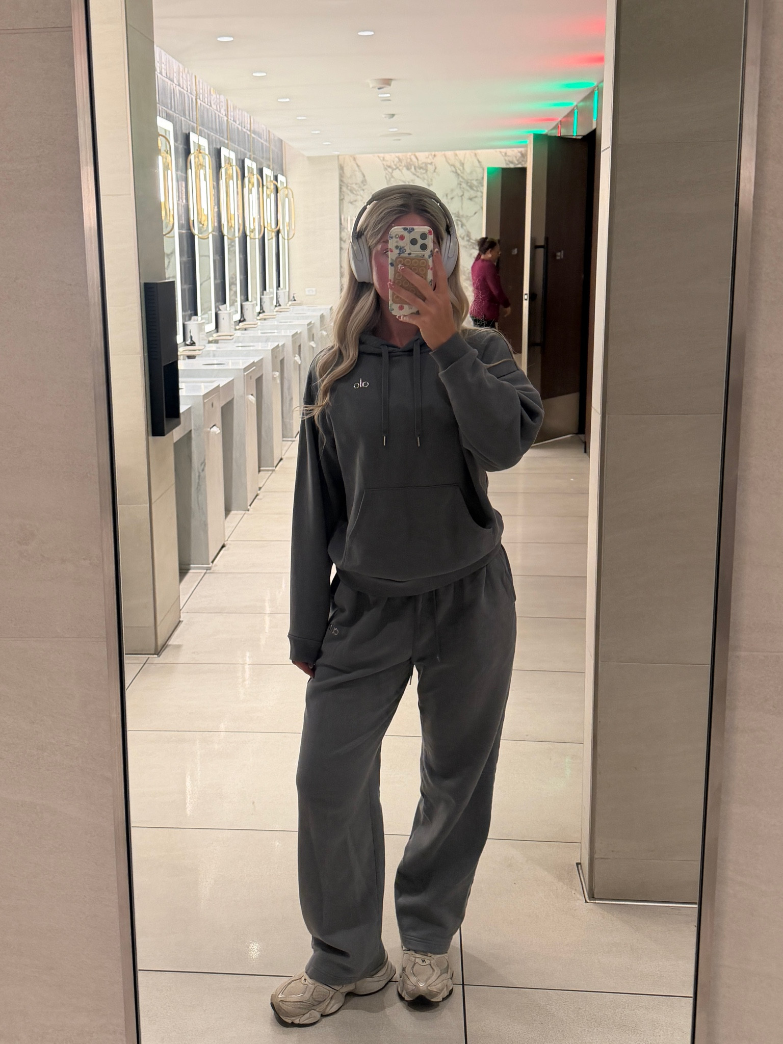 designated airport set 

#LTKTravel #LTKdayinmylife #LTKootd