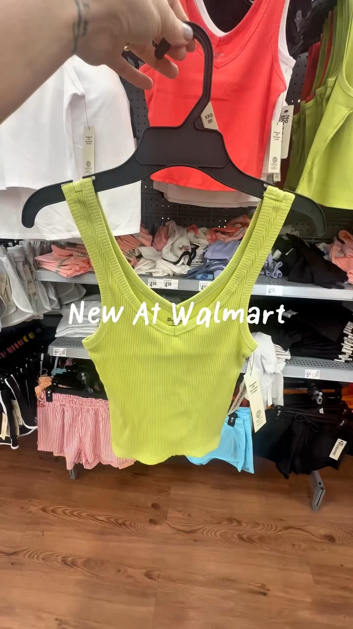 The material on this shirt is so good! Feels like butter! Comment “WALMART” and I’ll send you the link!