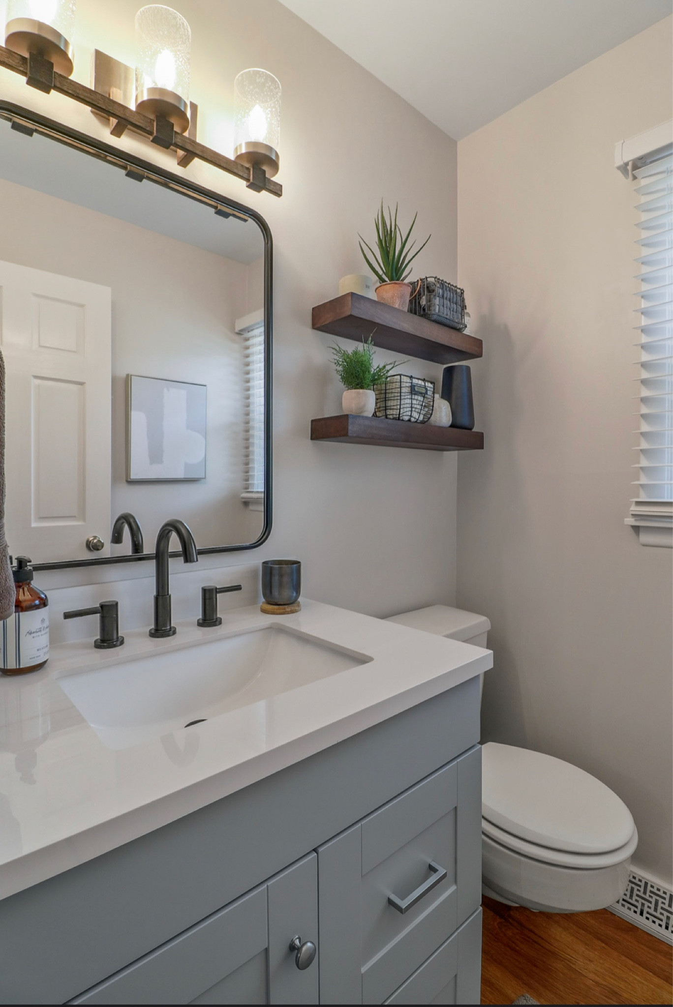 It’s amazing what a new vanity and a fresh coat of paint can do for a bathroom  

#LTKhome