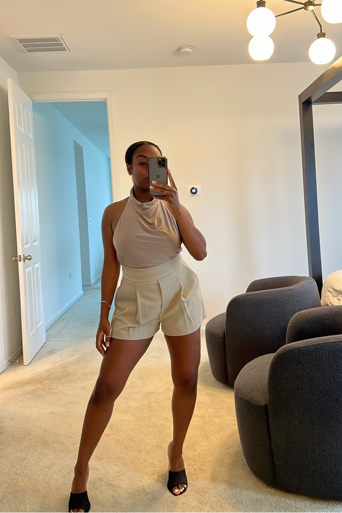 Top Aritzia, bottoms Meshki 🖤

#LTKshoecrush #LTKstyletip #LTKSeasonal