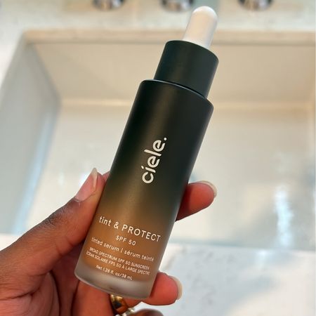 Tried out this new brand Ciele today! All their products have mineral SPF and I’m genuinely impressed by how well this wore! 

Can’t wait to keep trying it out! 

#LTKbeauty