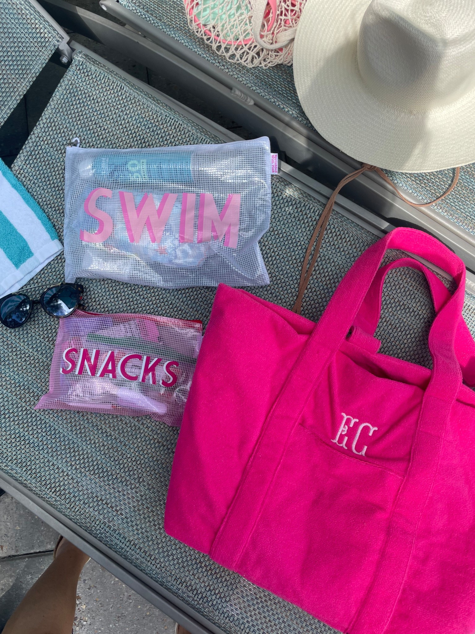 Sprinkled with pink LDW sale! 
Pool bags $10!

#LTKKids #LTKSeasonal #LTKFindsUnder50