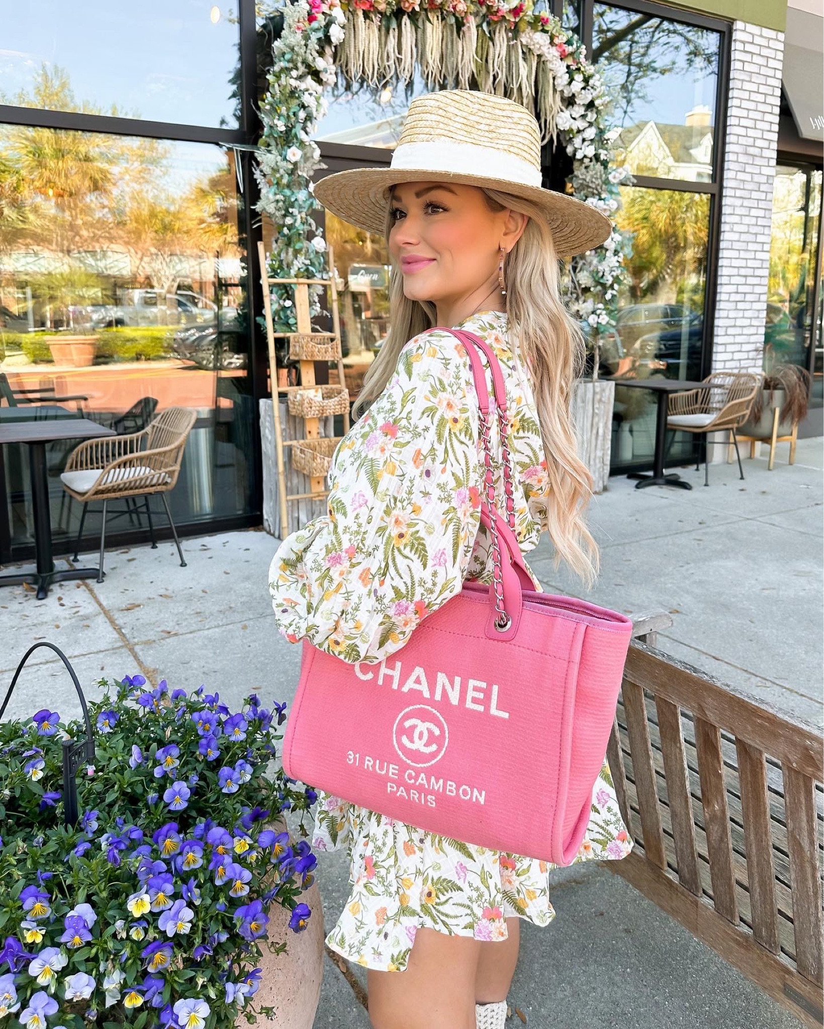 chanel deauville tote pink