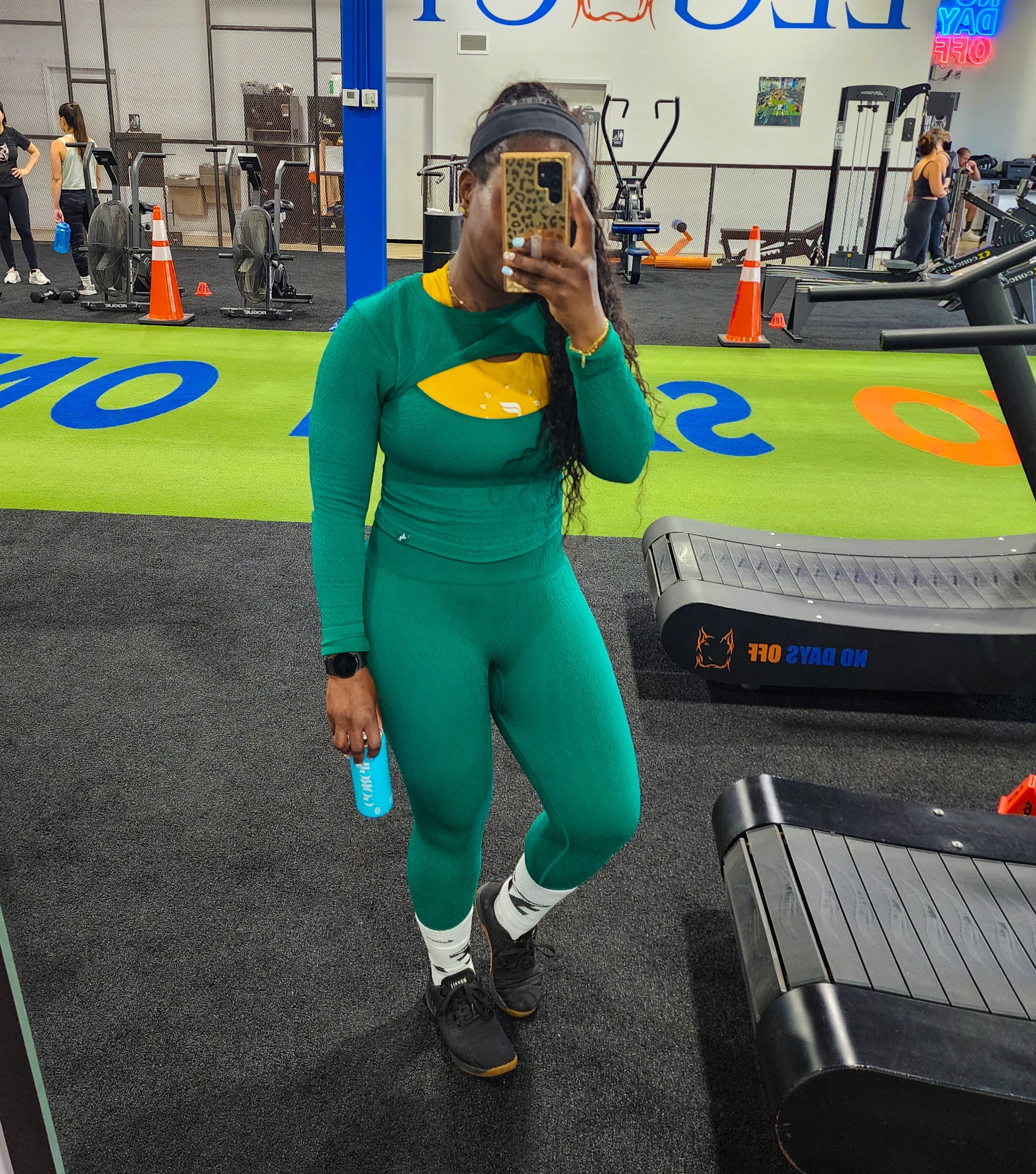 Workout set from Target - wearing size medium in both - my new favorite energy drink is Georgie!

#LTKfitness #LTKmidsize