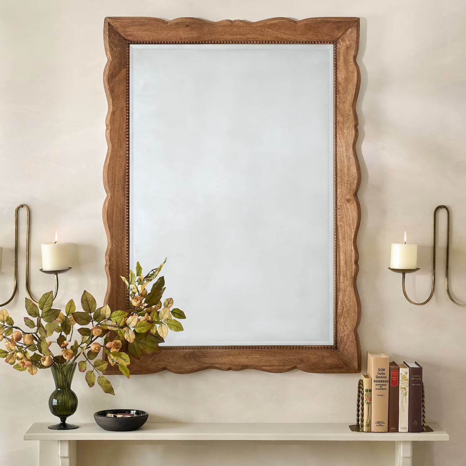 Lucy Mantel Mirror | Magnolia