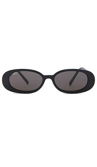 Otra Gina Sunglasses in Black. | Revolve Clothing (Global)