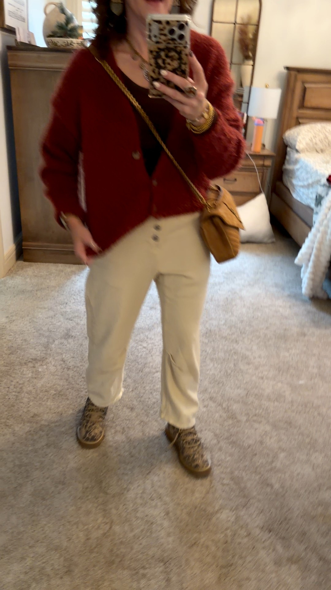 Love this gorgeous cardigan from @PinkLily so versatile especially this time of year! 

Use code:CrazyBusyMama to save