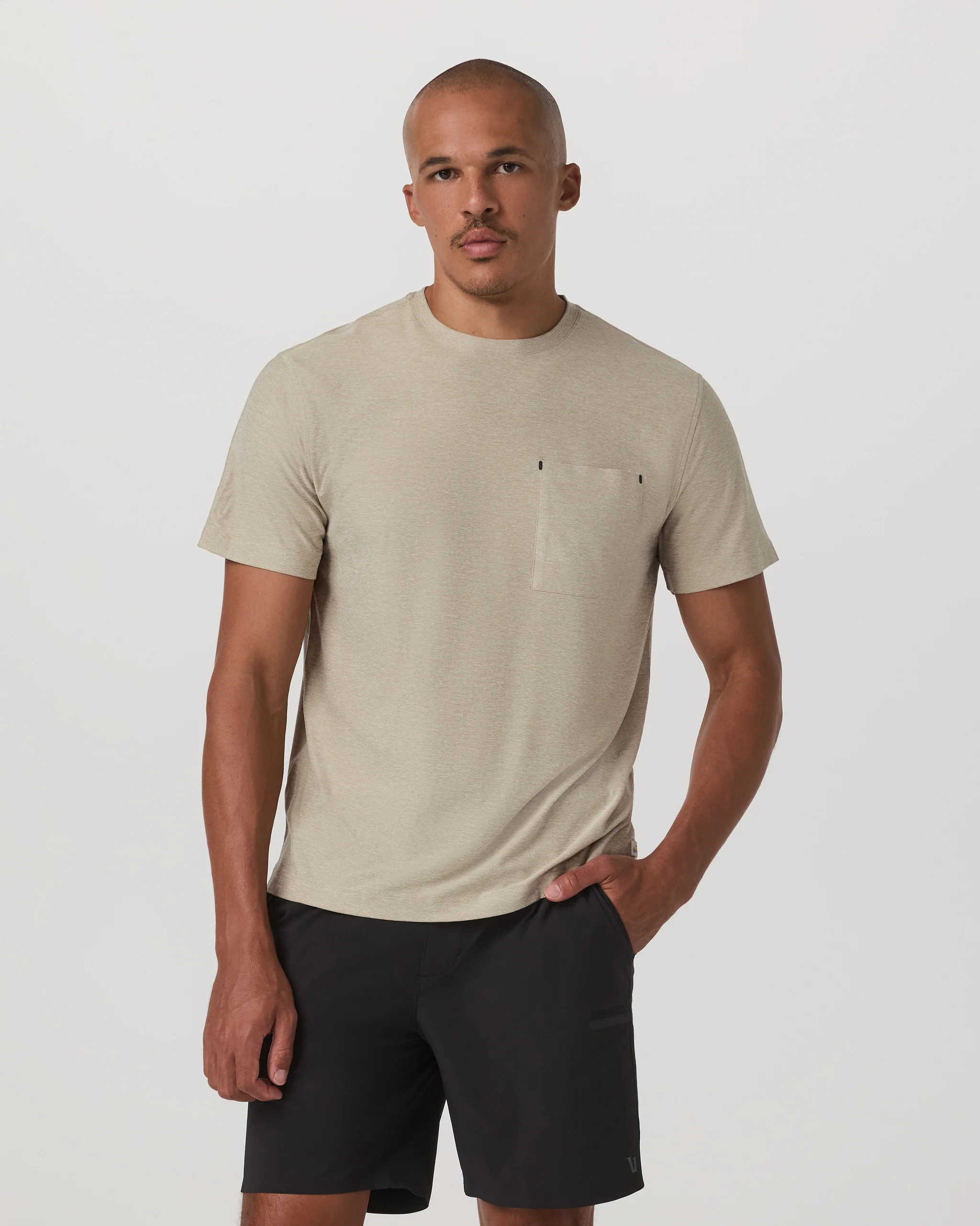 Short Sleeve Strato Pocket Tee - Relaxed Fit | Vuori Clothing (US & Canada)